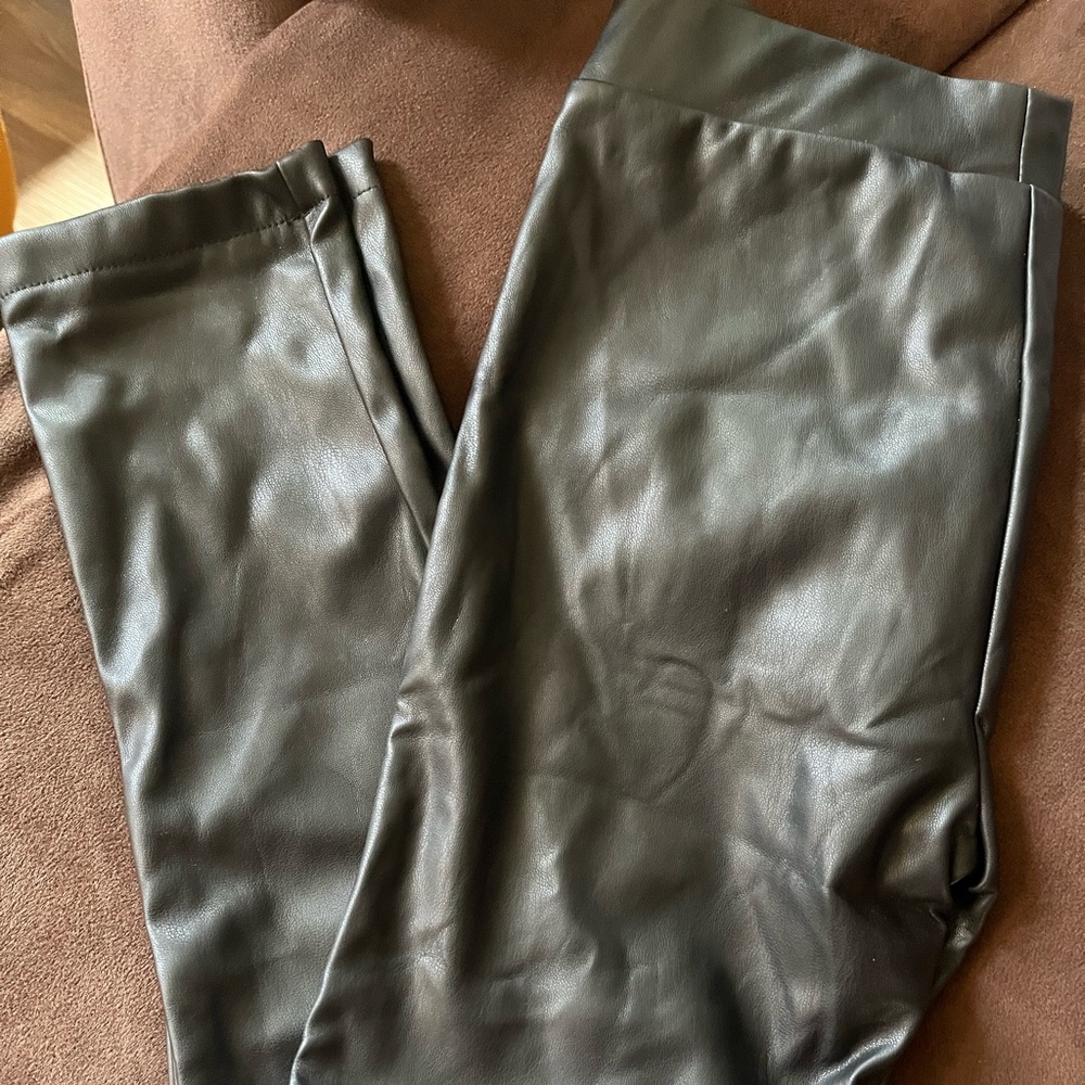 Emma and Jean faux leather leggings size7